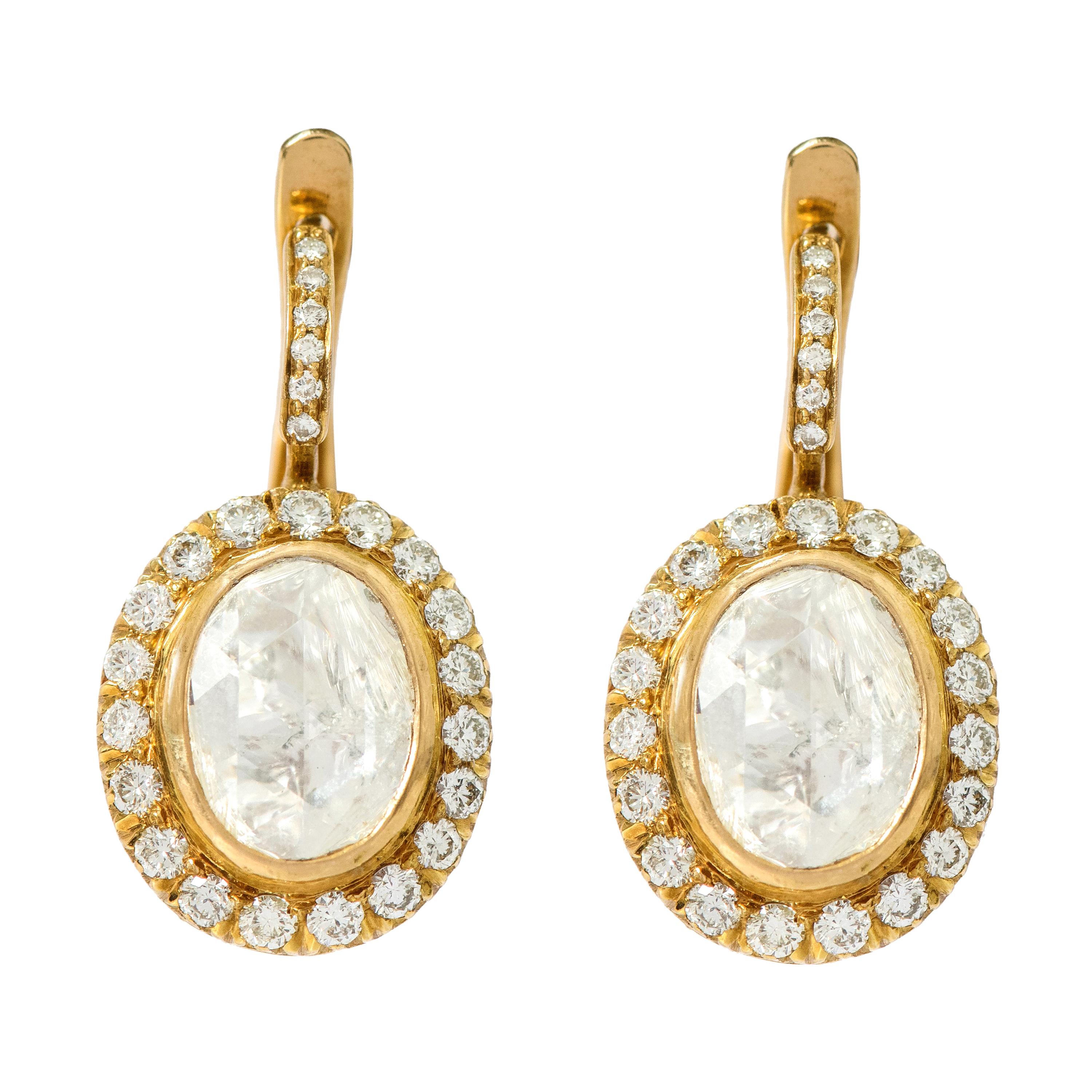 18 Karat Gold 4.03 Carats Solitaire Diamond Drop Earrings in Victorian Style