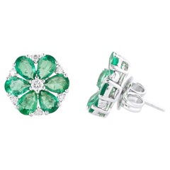18 Karat Gold 4.19 Carat Diamond and Emerald Flower Stud Earrings