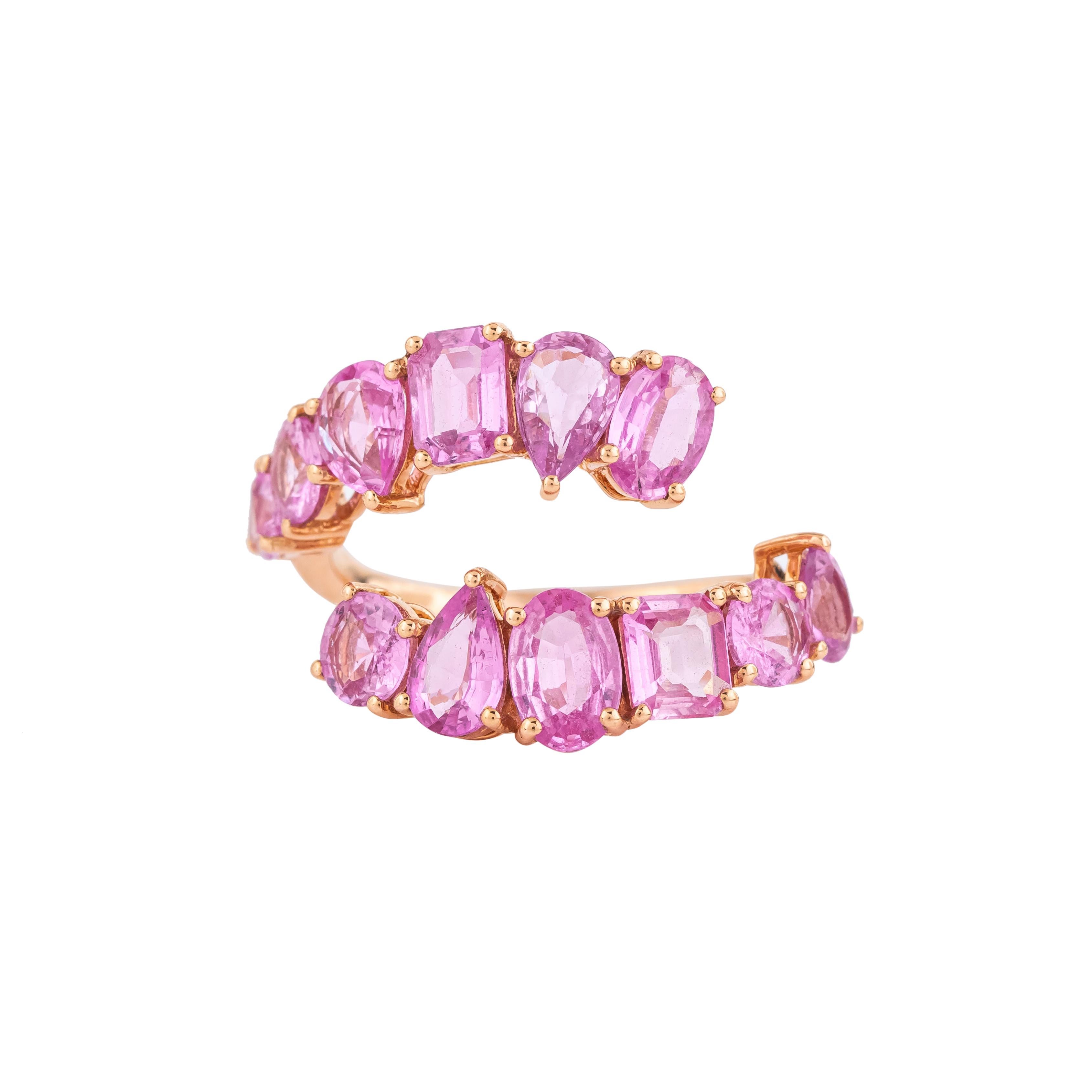 18 Karat Gold 4.29 Carat Pink Sapphire Fashion Ring In New Condition For Sale In Jaipur, IN