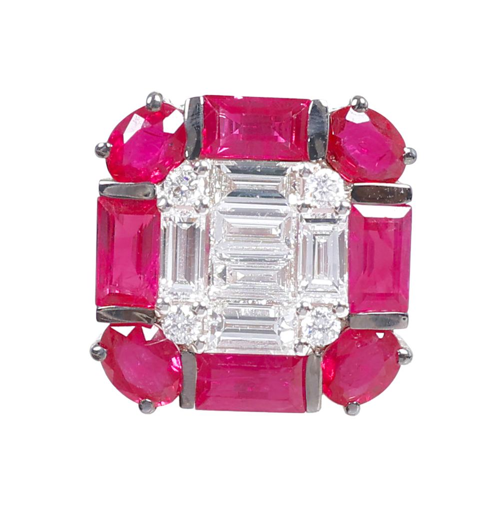 18 Karat Gold 4.81 Carat Diamond and Ruby 