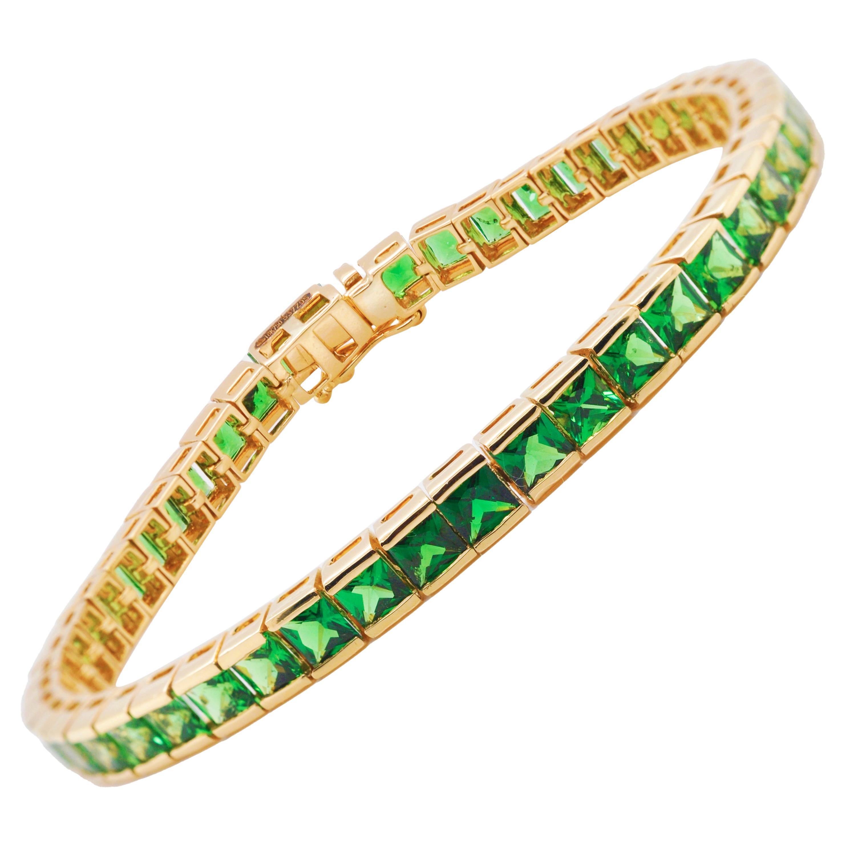 Pulsera de oro de 18 quilates de 4 mm de corte princesa cuadrado degradado con tsavorita en línea de tenis
