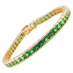 Pulsera de oro de 18 quilates de 4 mm de corte princesa cuadrado degradado con tsavorita en línea de tenis