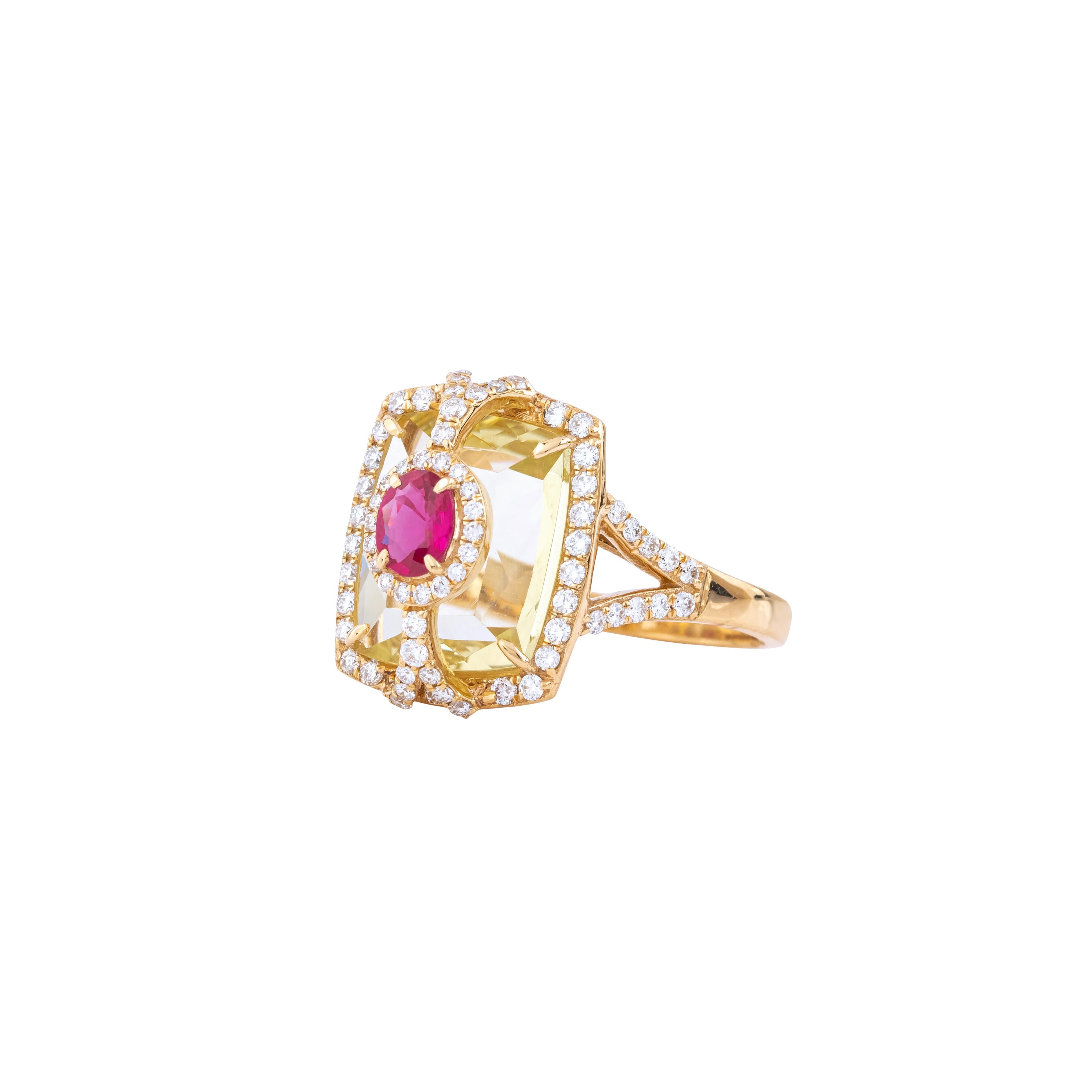 Contemporain Bague cocktail en or 18 carats avec diamants, citrine et rubis de 5,13 carats en vente