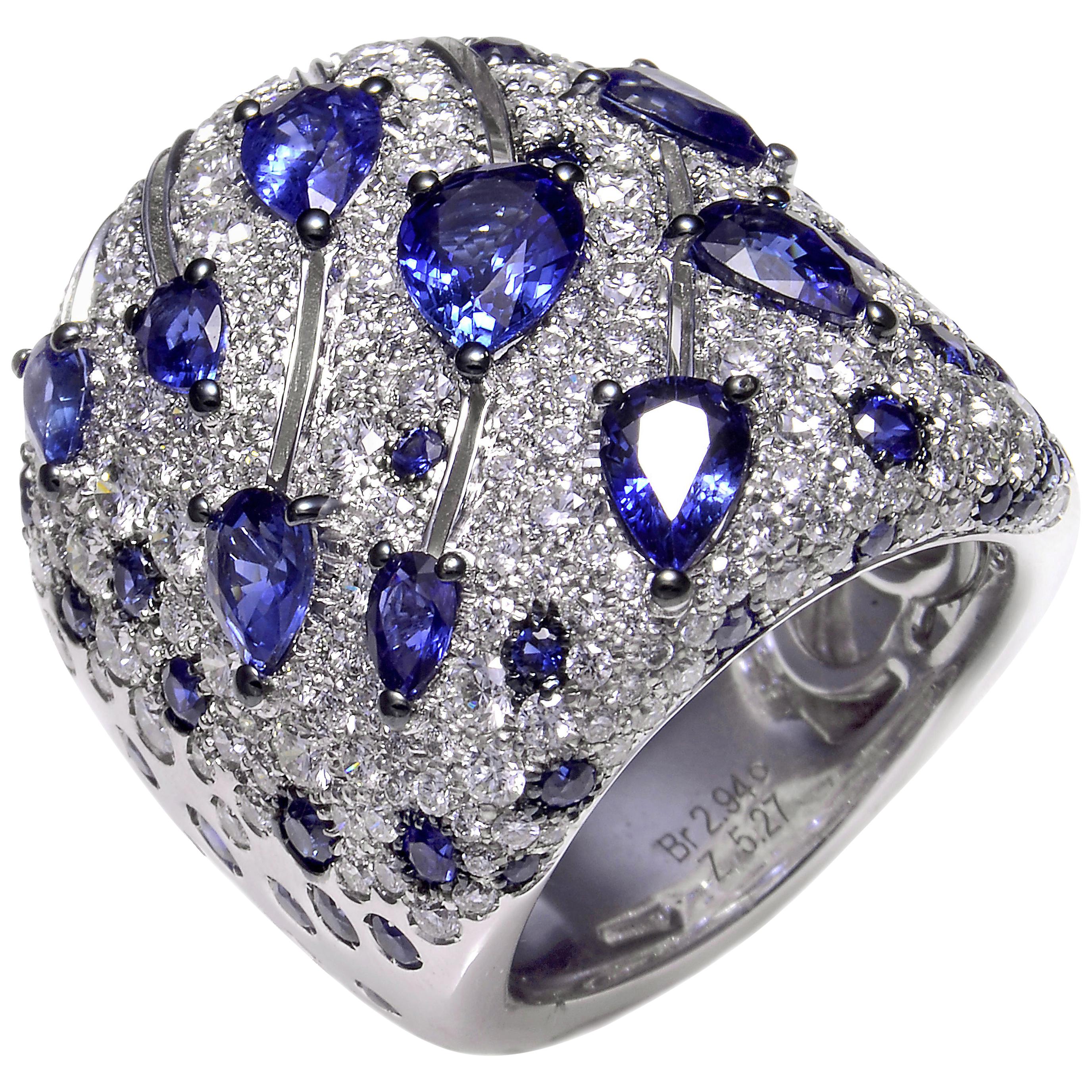 18 Karat Gold 5.27 Carat Blue Sapphires 2.94 Carat White Diamonds Band Ring For Sale