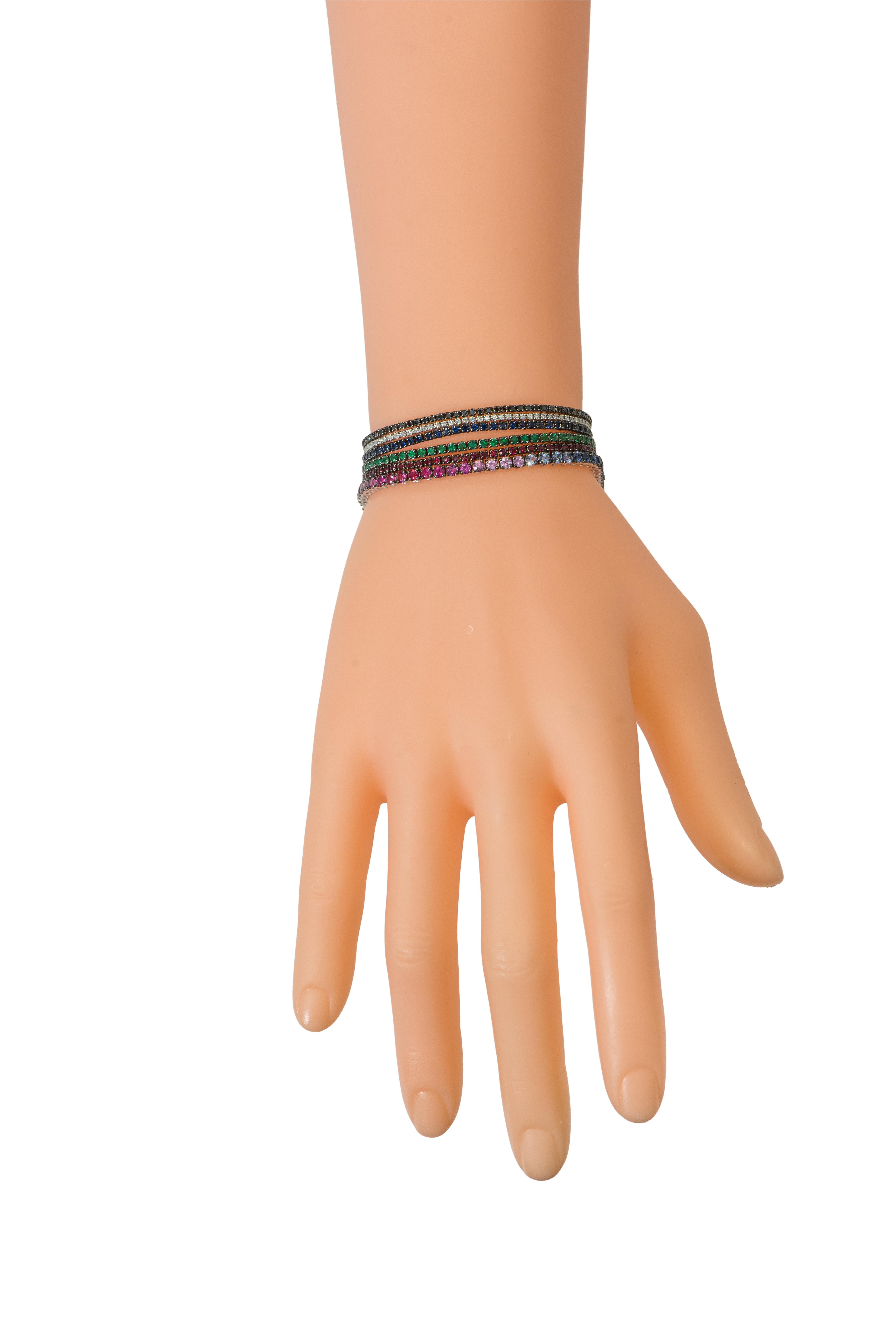 Modern 18 Karat Gold 5.33 Carat Round-Cut Multi-Sapphire Rainbow Color Tennis Bracelet For Sale