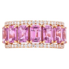 Anello a mezza fascia in oro 18 carati con diamante e zaffiro rosa da 5,34 carati