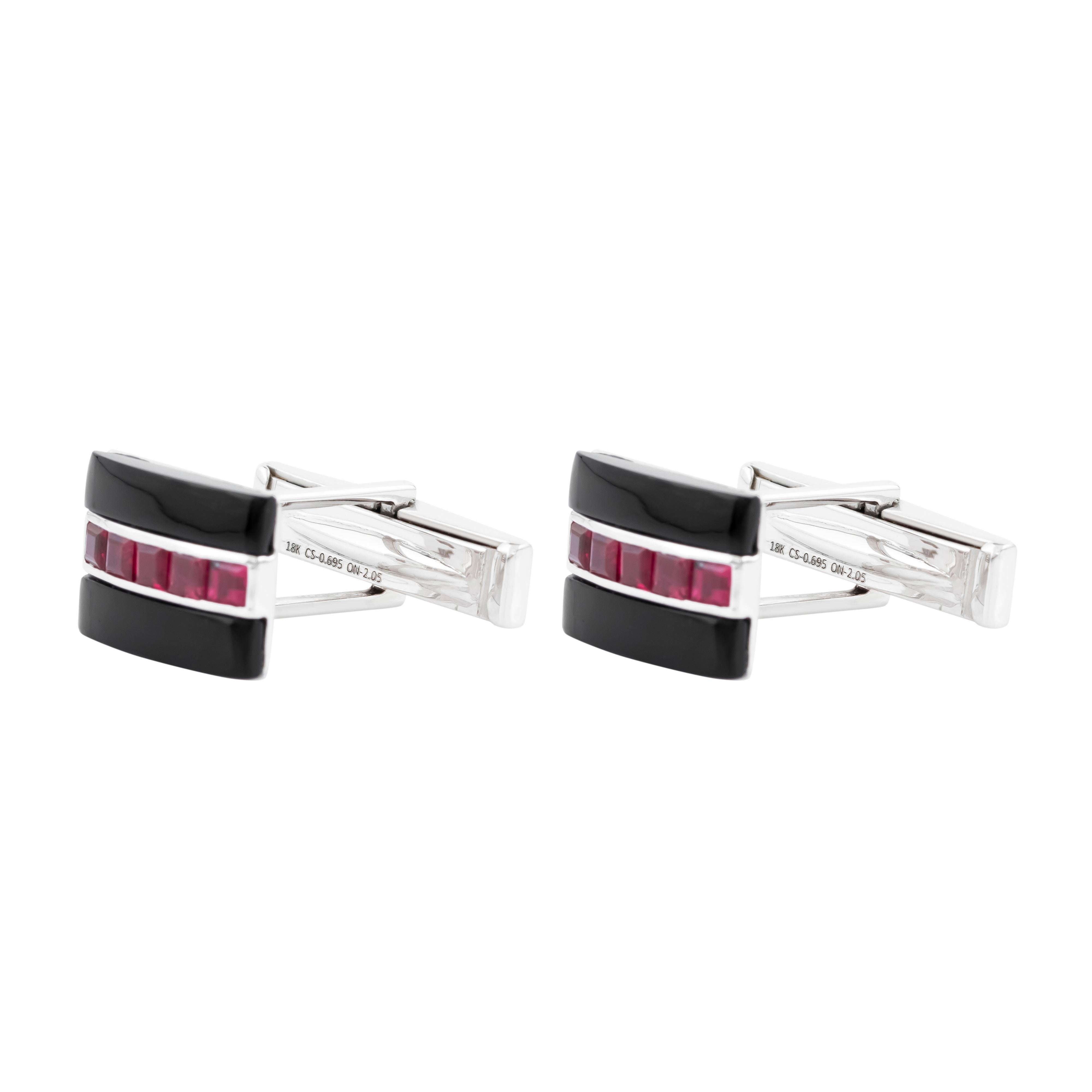 Manschettenknöpfe aus 18 Karat Gold 5,49 Karat Onyx und Rubin im Zustand „Neu“ im Angebot in Jaipur, IN