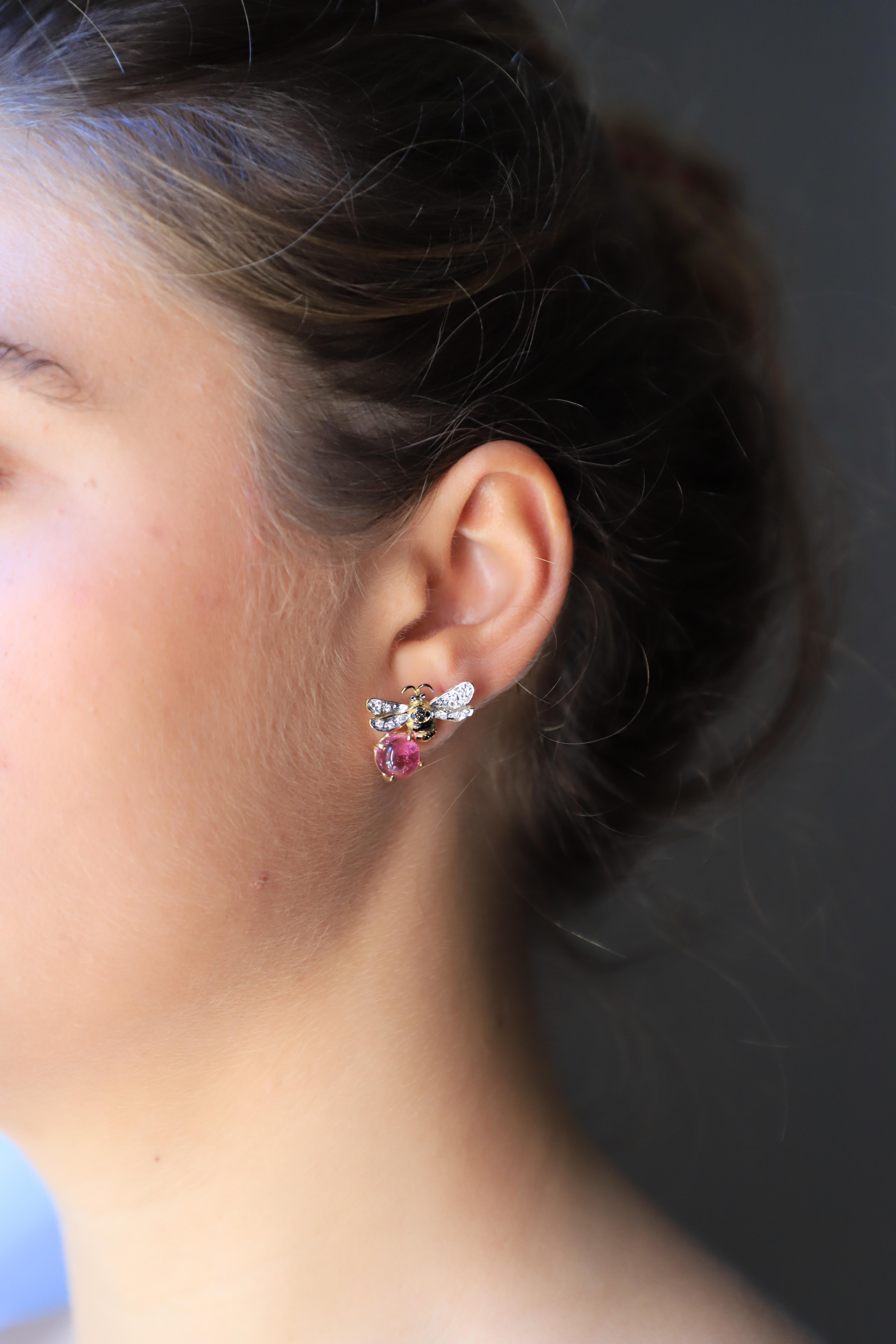 Women's Bees 18 Karat Gold 5.5 Karat Pink Tourmaline 0.16 Karat Diamonds Stud Earrings For Sale