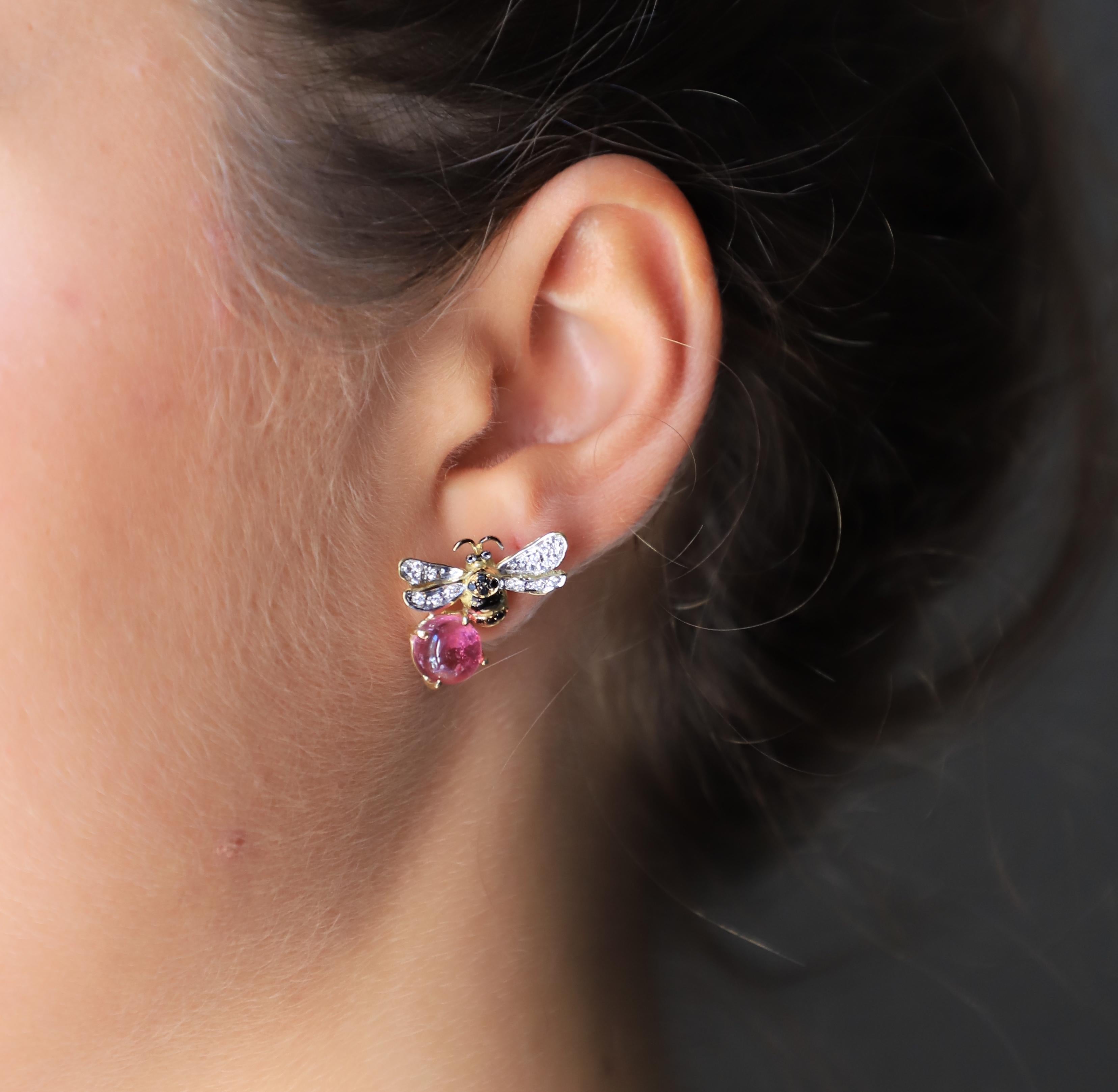 Pendientes de oro de 18 quilates 5,5 quilates turmalina rosa 0,16 quilates diamantes abejas en venta 2