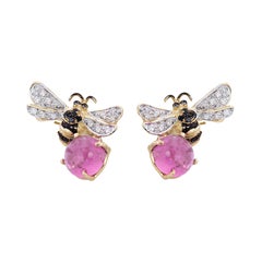 18 Karat Gold 5.5 Karat Pink Tourmaline 0.16 Karat Diamonds Bees Stud Earrings