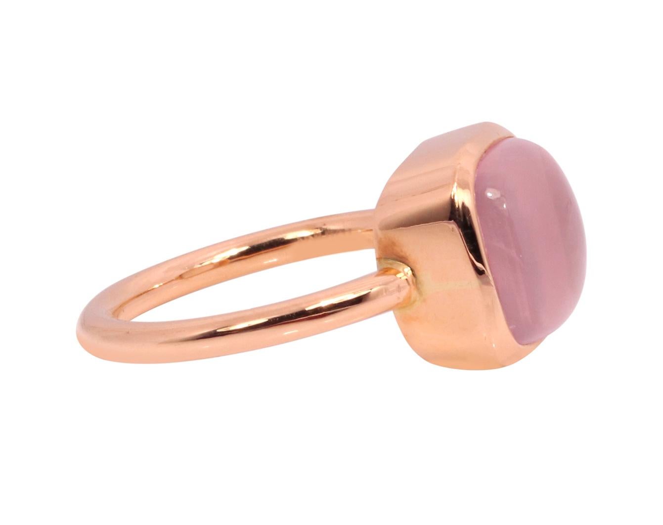 Modern 18 Karat Gold 5.54 Carat Rose Quartz Solitaire Ring in Close-Setting