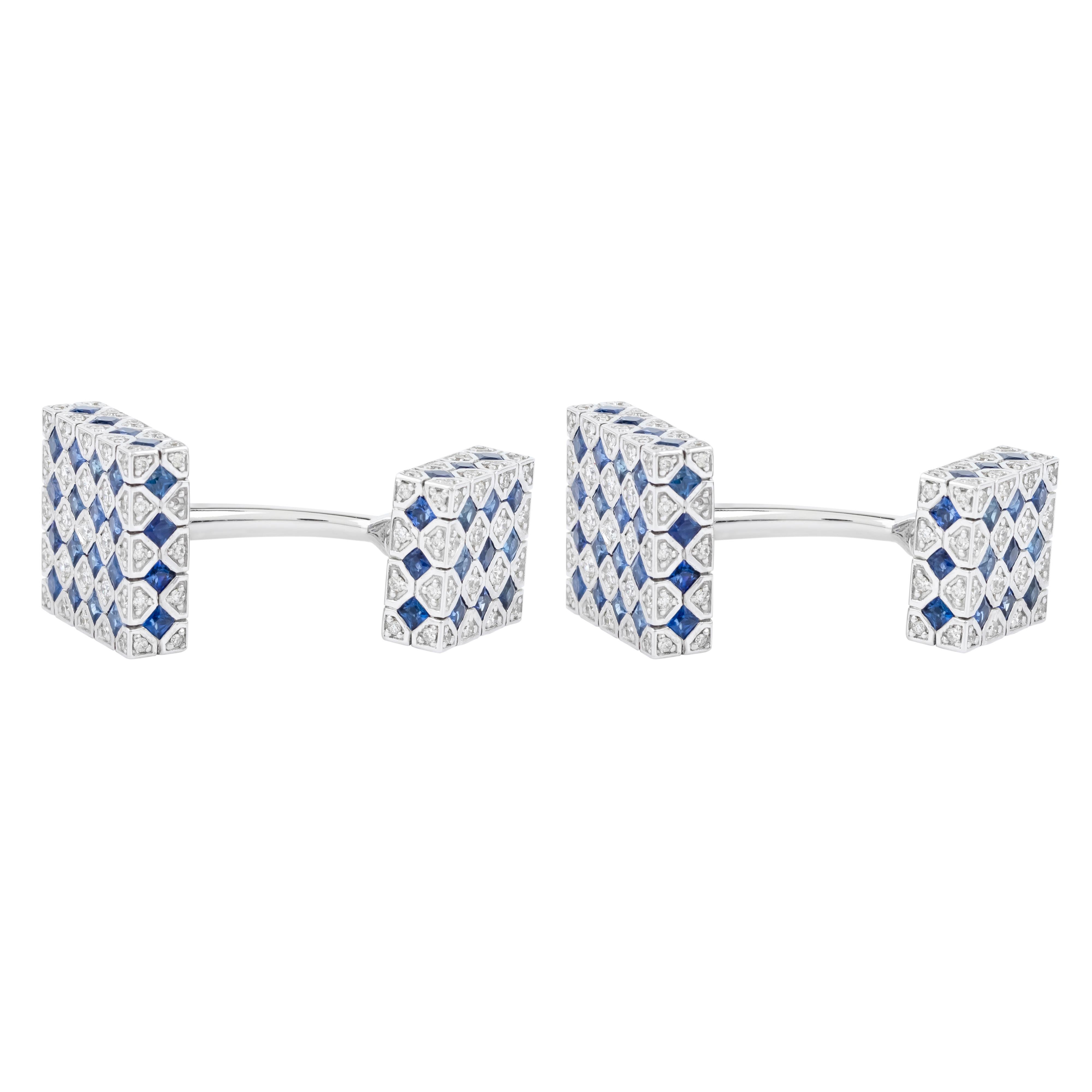 18 Karat Gold 6.07 Carat Diamond and Sapphire Cufflinks For Sale 1