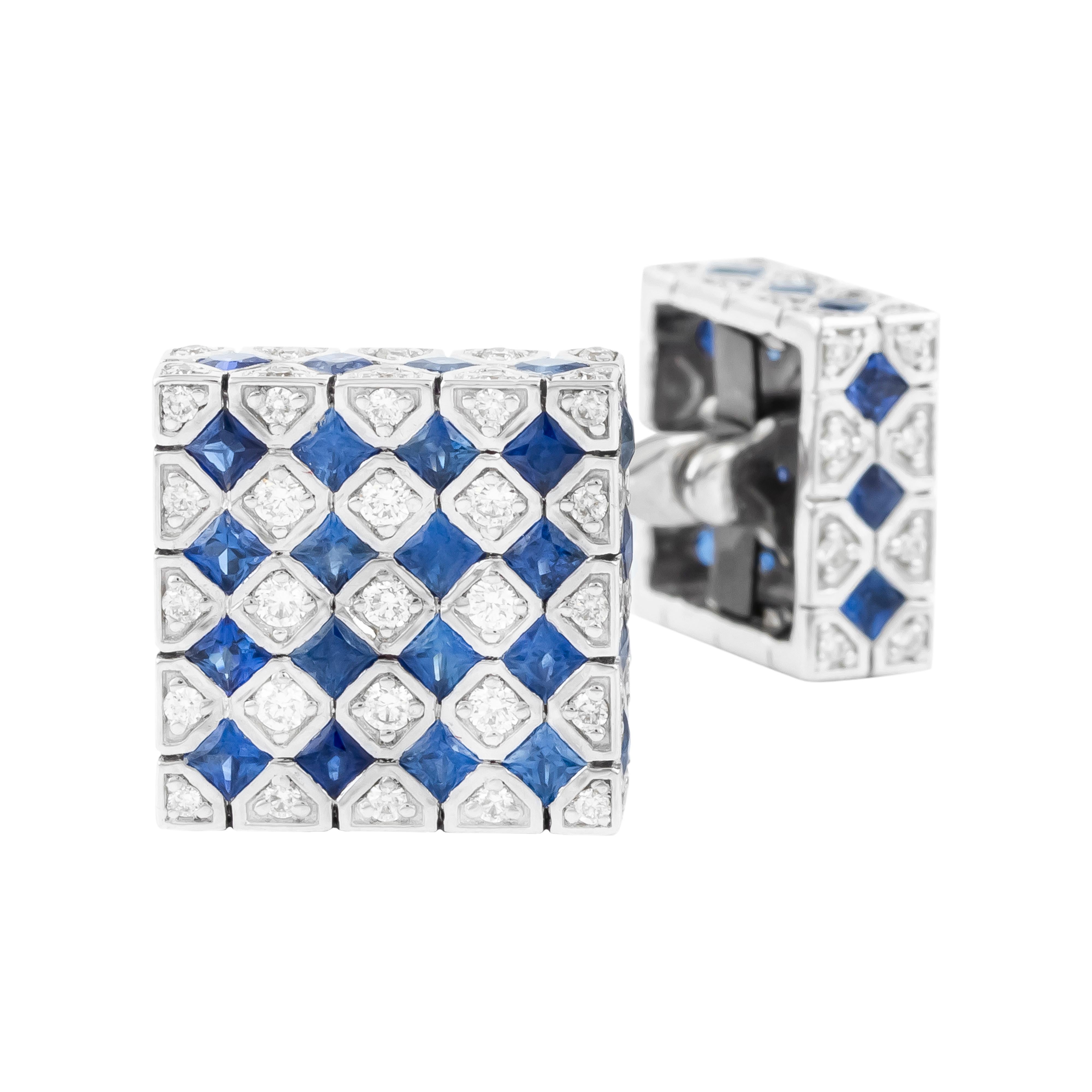 18 Karat Gold 6.07 Carat Diamond and Sapphire Cufflinks For Sale 2