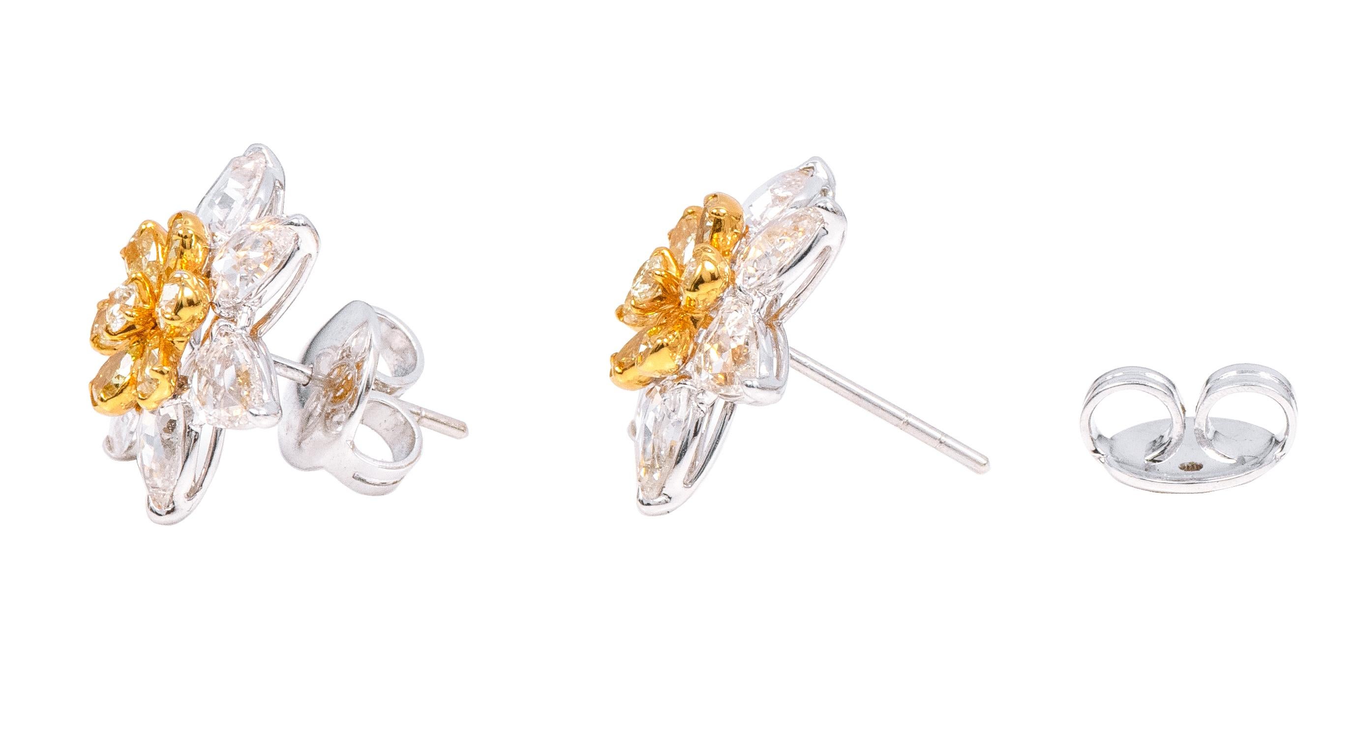 18 Karat Gold 6.12 Carat Yellow Diamond and White Diamond Flower Stud Earrings For Sale 2