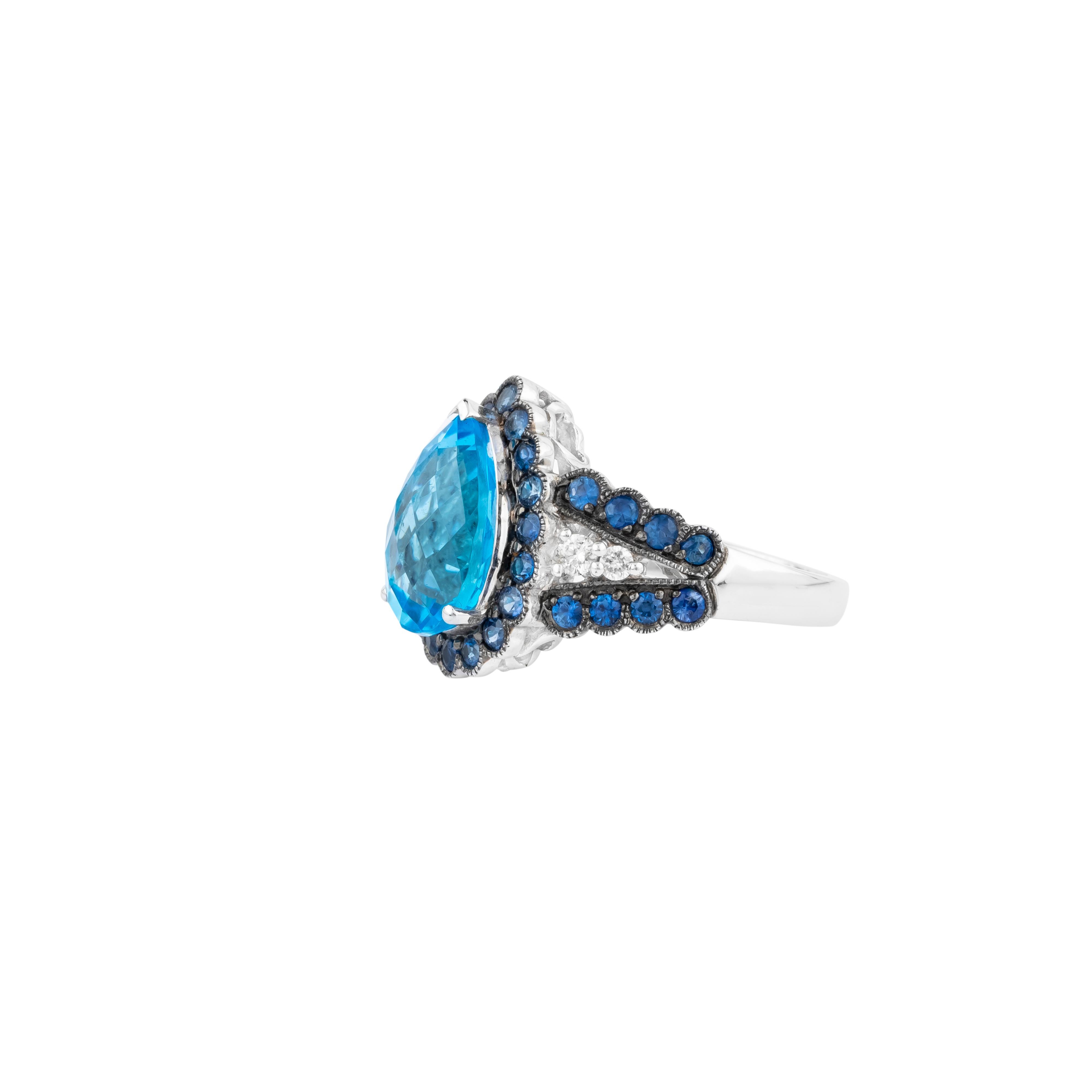 Brilliant Cut 18 Karat Gold 6.21 Carats Color Stone and Diamond Cocktail Ring For Sale