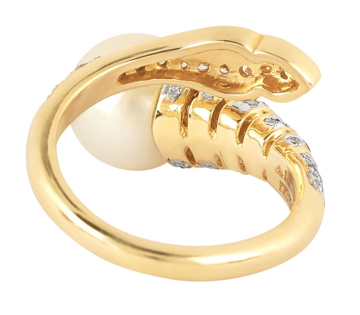 Contemporary 18 Karat Gold 6.25 Carat Diamond and Pearl Statement Ring  For Sale