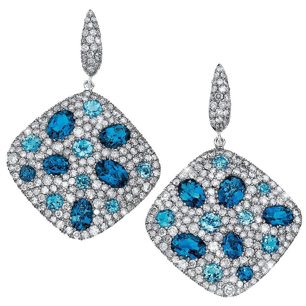 Boucles d'oreilles pendantes en or 18 carats, diamants gris de 6,68 carats et topaze bleue de 10,48 carats