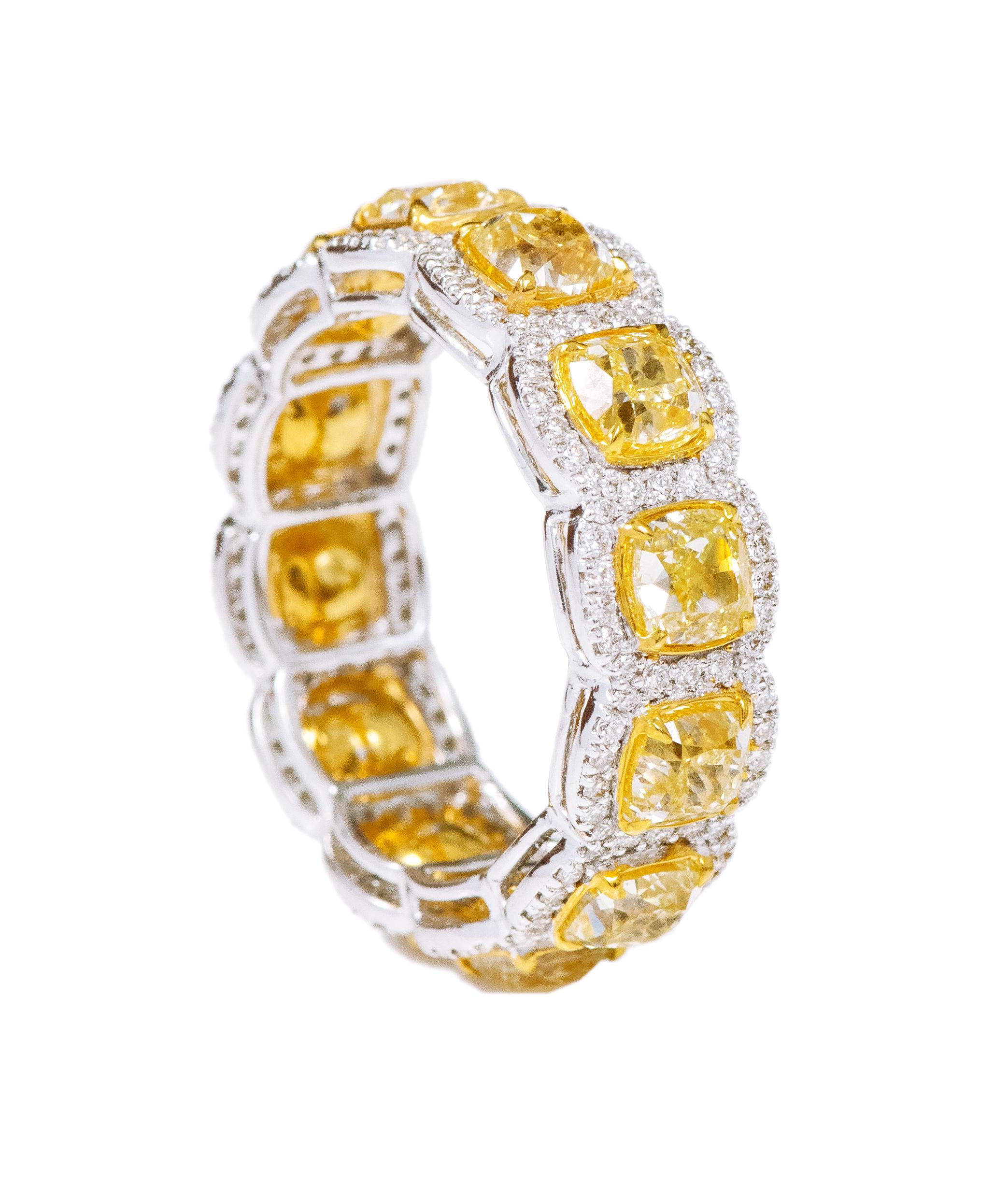 18 Karat Gold 6.84 Carat Fancy Yellow and Diamond Eternity Band Ring In New Condition For Sale In Jaipur, IN