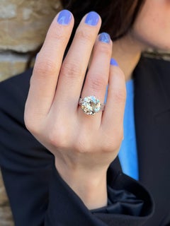 18 Karat Gold 7,15 Karat Solitär-Diamant-Ring im alteuropäischen Schliff.