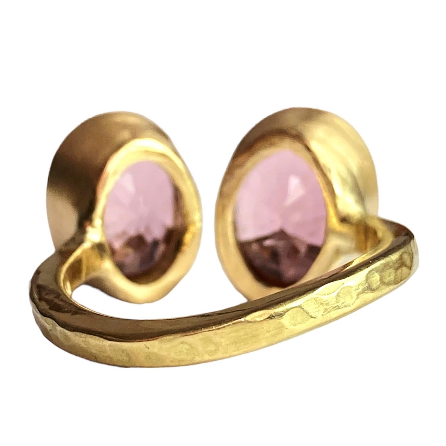 18 Karat Gold 7.15ct Double Oval Peach Pink Tourmaline Ring For Sale 2