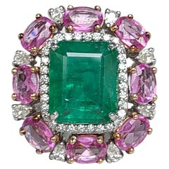 18 Karat Gold 7.24 Carat, Zambian Emerald and Pink Sapphire Cocktail Ring