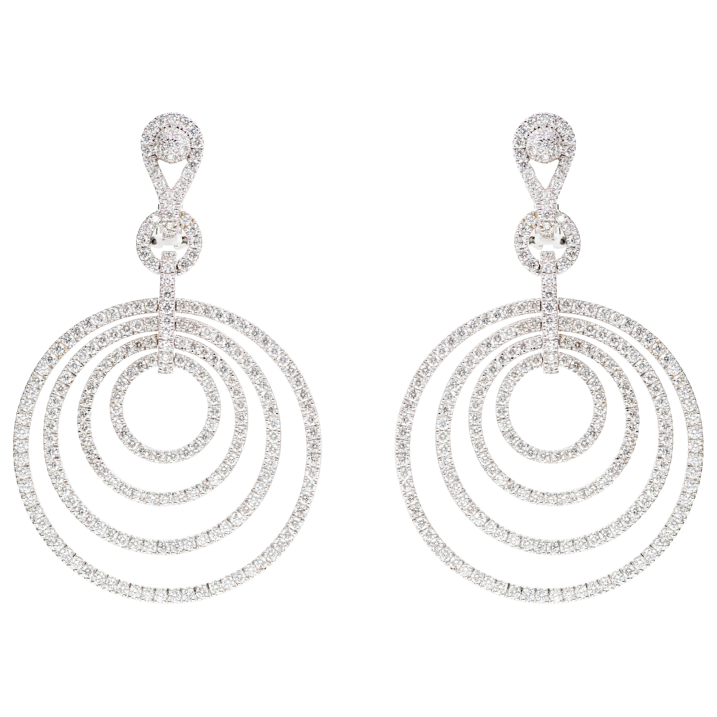 Boucles d'oreilles pendantes en or 18 carats avec diamant Brilliante de 7.26 carats de style Modernity en vente