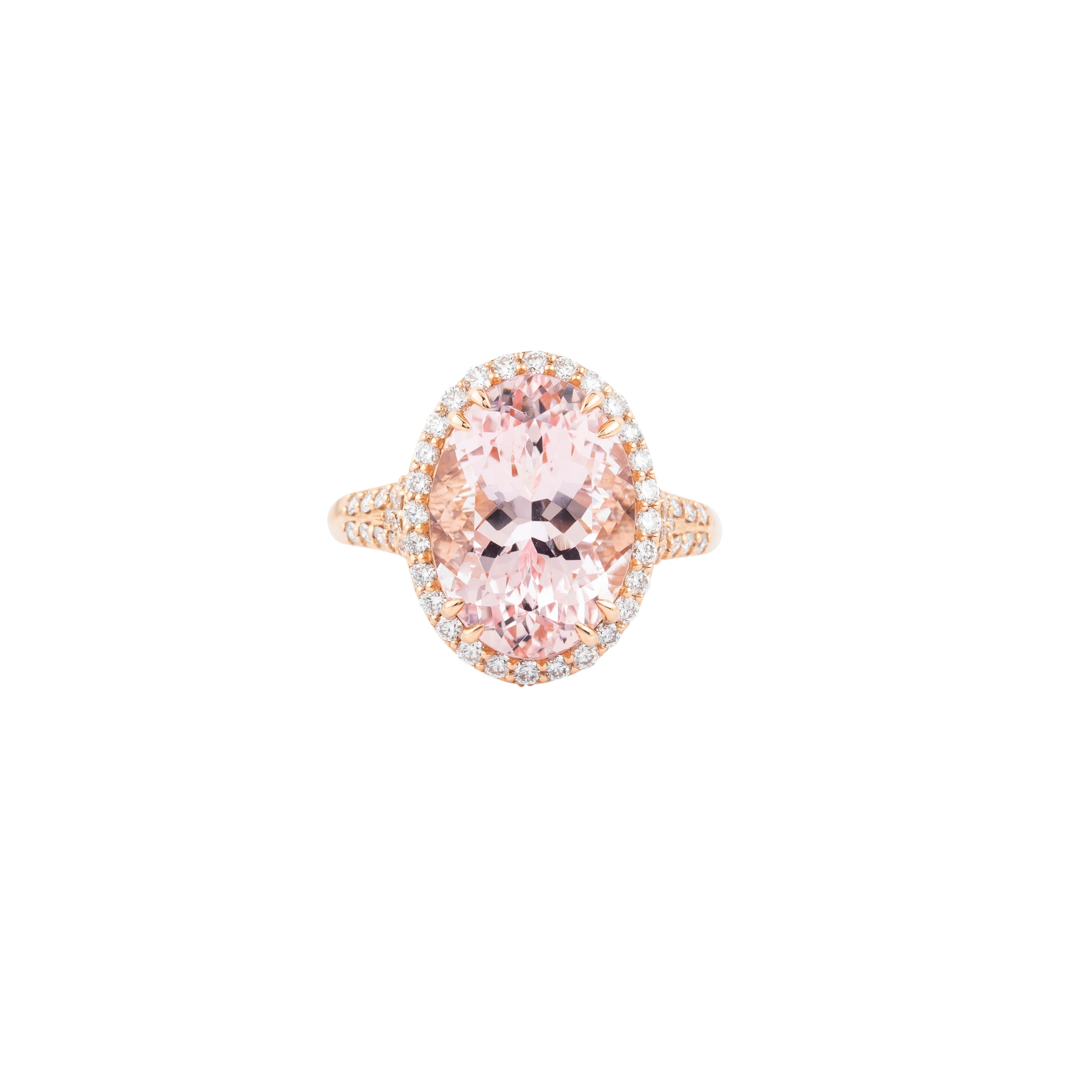Brilliant Cut 18 Karat Gold 7.26 Carat Diamond and Morganite Cocktail Ring For Sale