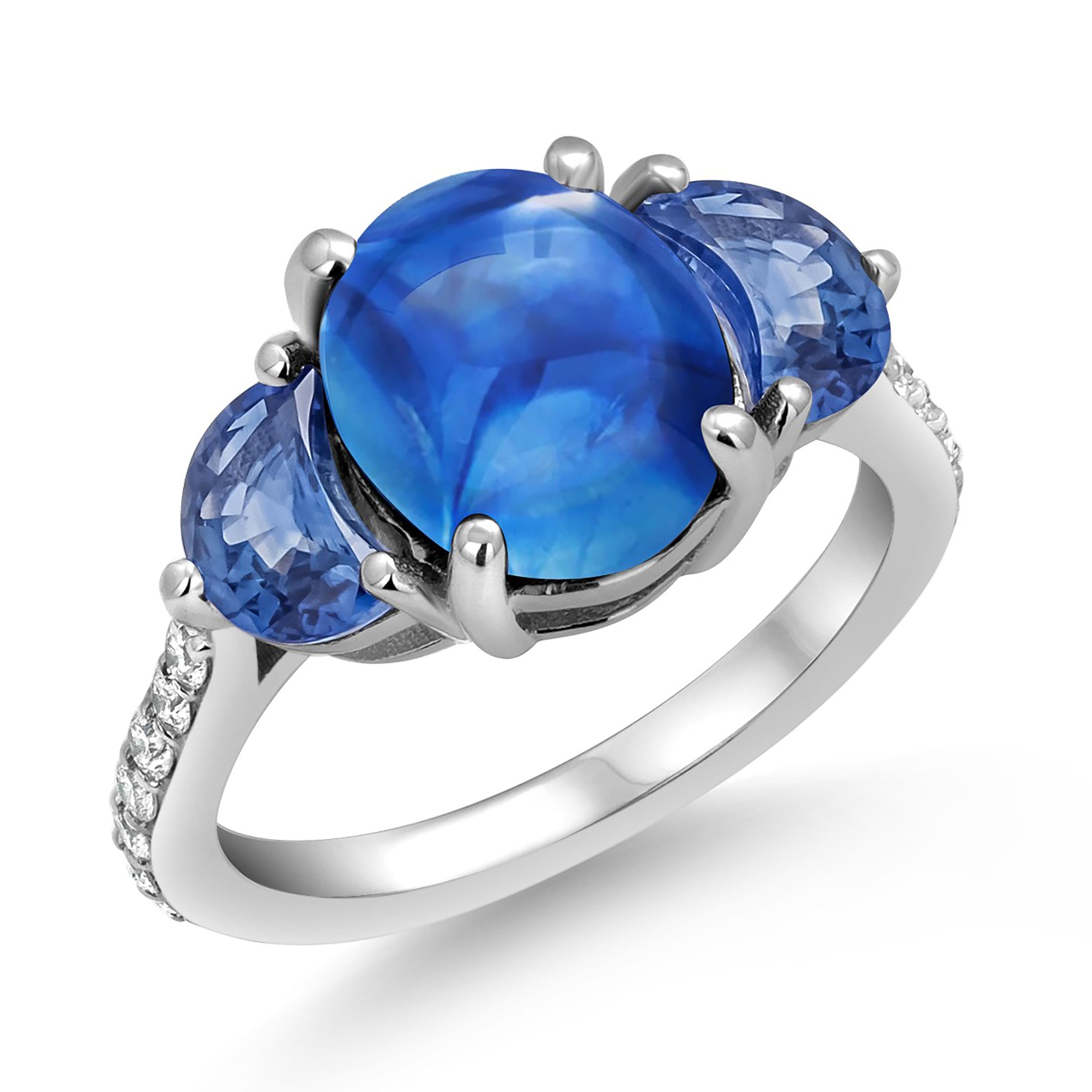 18 Karat Gold 7.37 Ceylon Cabochon Sapphire Half Moon Sapphire Diamond Ring For Sale 2