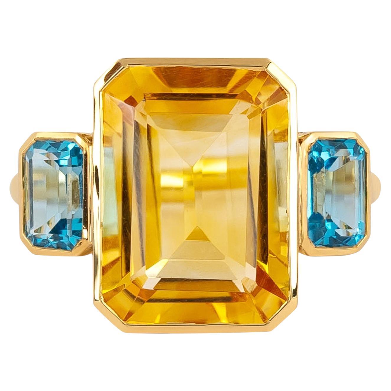 18 Karat Gold 7.79 Carat Blue & Yellow Topaz "Three Stone" Ring  For Sale