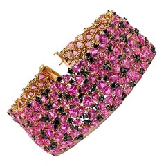 18 Karat Gold 78.00 Carat Pink Sapphire and 9.07 Carat Diamond Bracelet