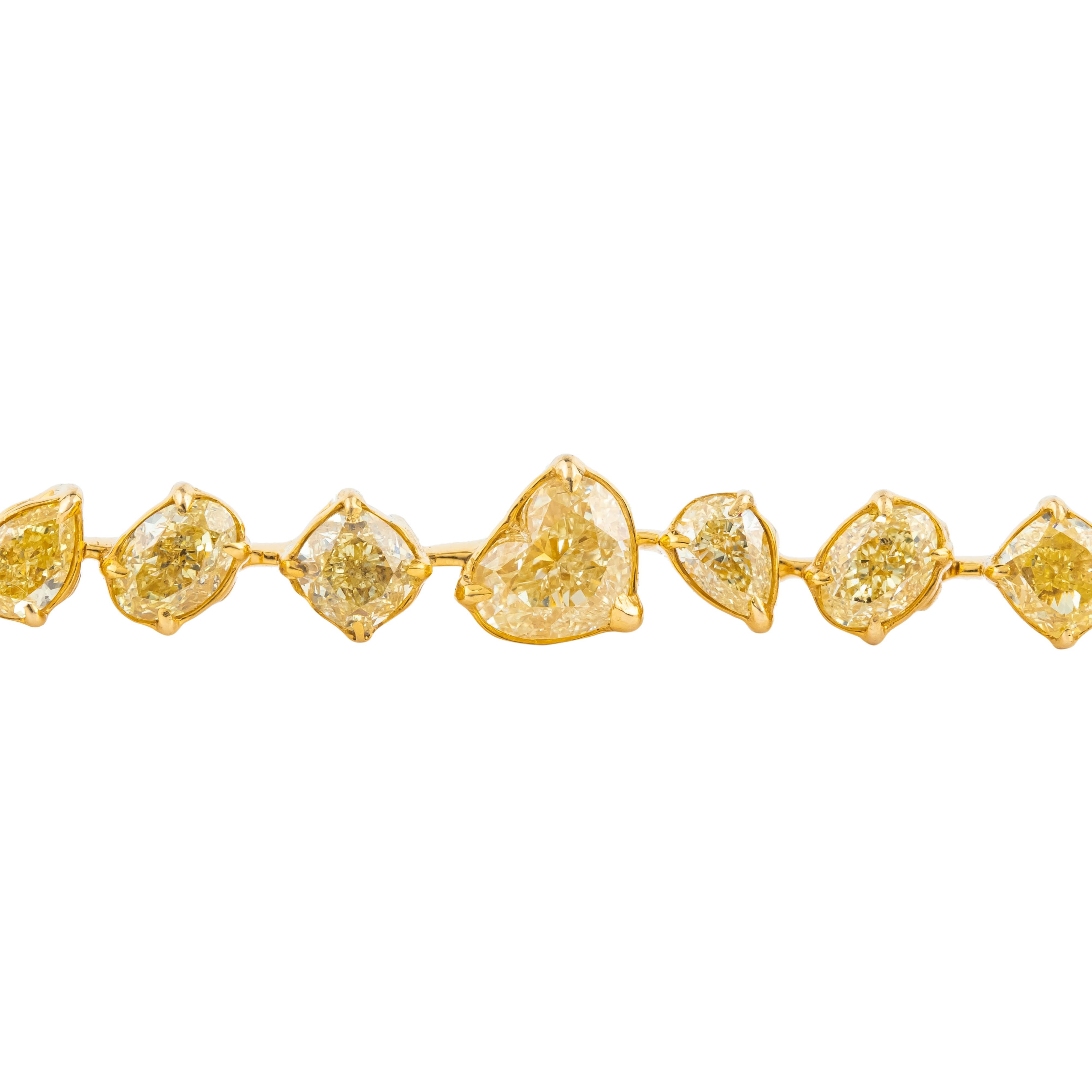 Contemporaneo Bracciale tennis in oro 18 carati con diamanti gialli da 7,89 carati in vendita