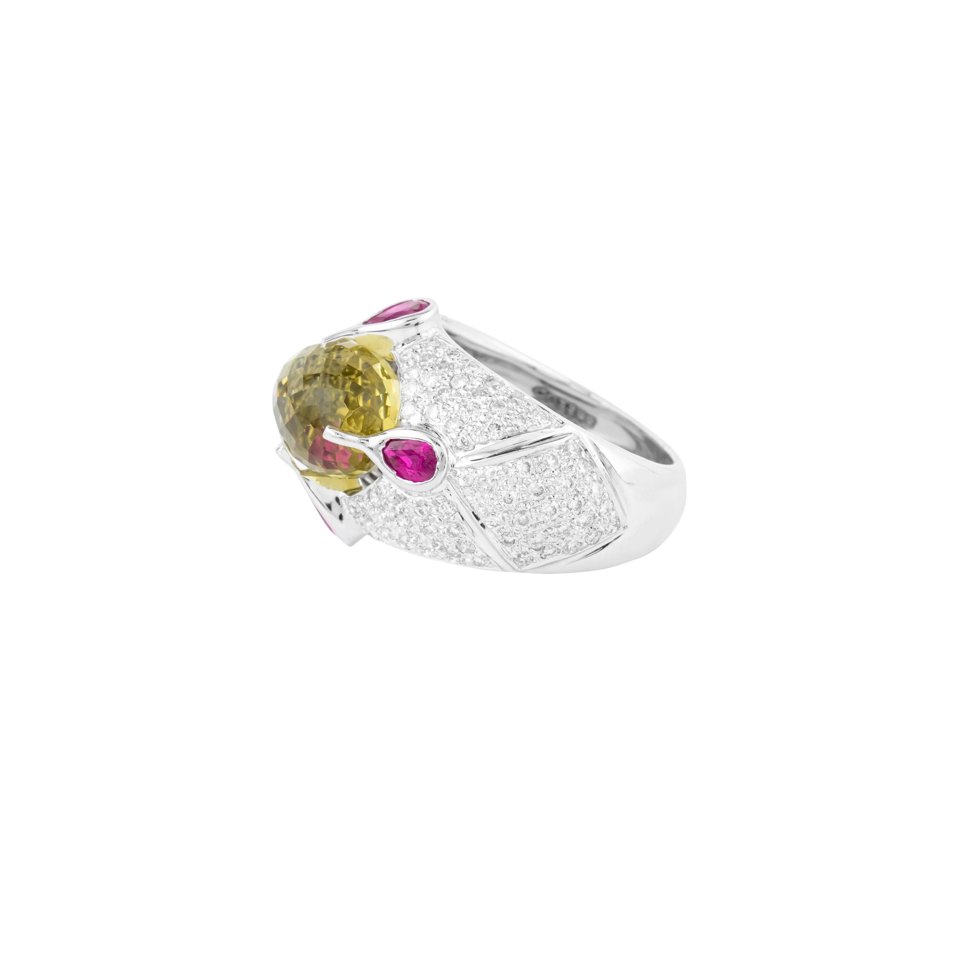 Brilliant Cut 18 Karat Gold 8.07 Carat Color Stone and Diamond Fashion Ring For Sale