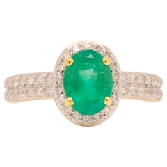 18 Karat Gold Oval Colombian Emerald Diamond Contemporary Ring