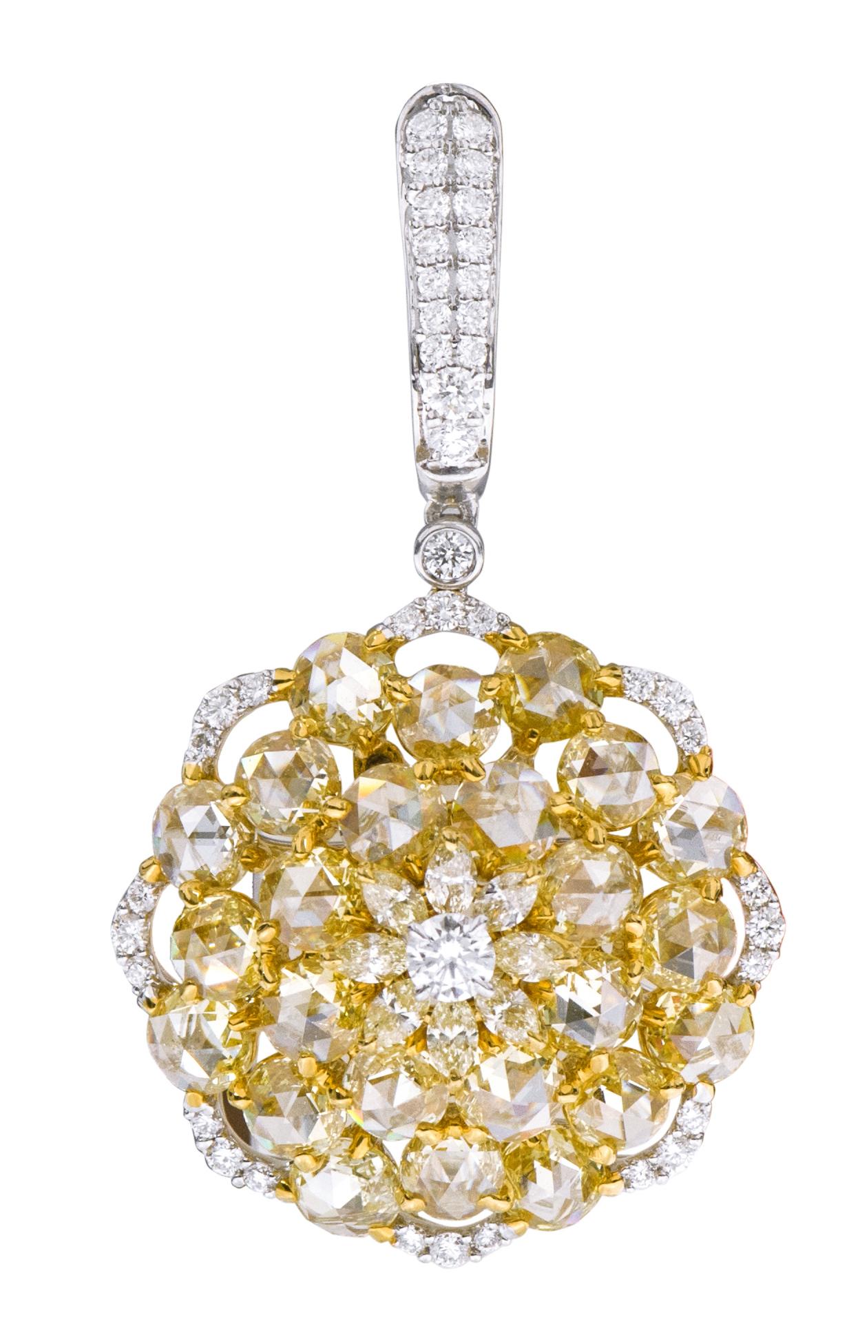 18 Karat Gold 8.69 Carat Yellow and White Diamond Drop Cocktail Earrings For Sale 1