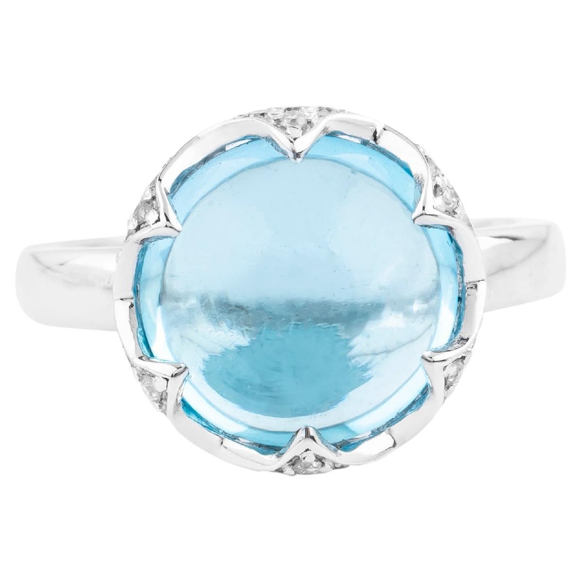 18 Karat Gold 8.89 Carats Blue Topaz and Diamond Fashion Ring