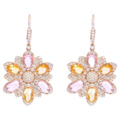 Boucles d'oreilles fleur en or 18 carats, diamants de 8,90 carats et saphirs