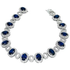 18 Karat Gold 9.65 Carat Sapphire and 4.00 Carat Diamond Bracelet