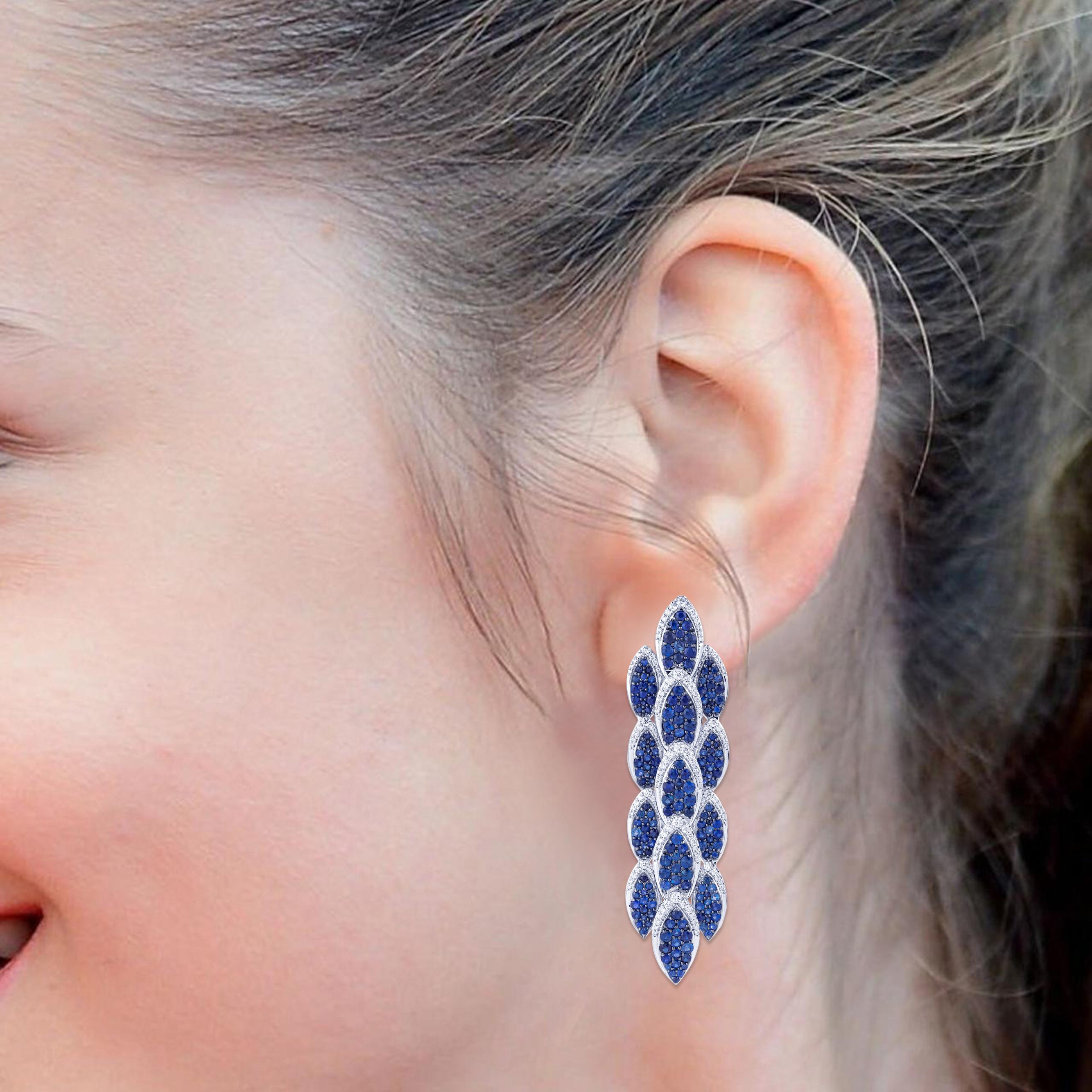 Modern 18 Karat Gold 9.9 Carat Blue Sapphire & Diamond Chandelier Earrings For Sale