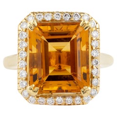 Anillo moderno de oro de 18 quilates y 9,98 quilates de topacio dorado y diamantes