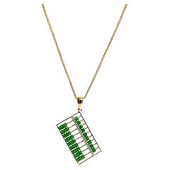 Colgante de diamantes con forma de ábaco de oro de 18 quilates y cuentas de jade natural