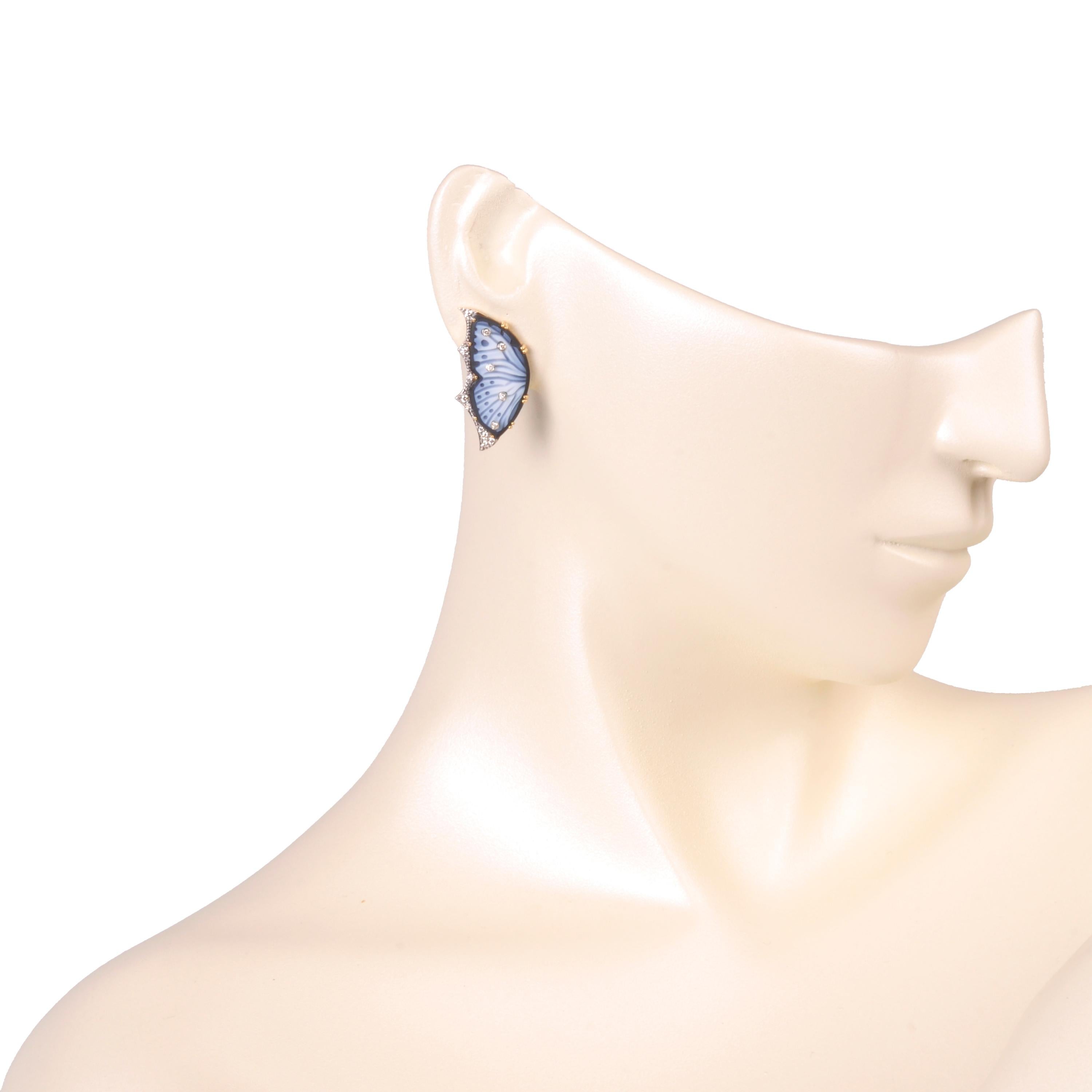Women's 18 Karat Gold Agate Butterfly Carving Diamond Contemporary Stud Earrings For Sale