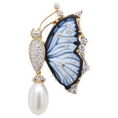 18 Karat Gold Agate Butterfly Carving Diamond Pearl Contemporary Pendant Brooch