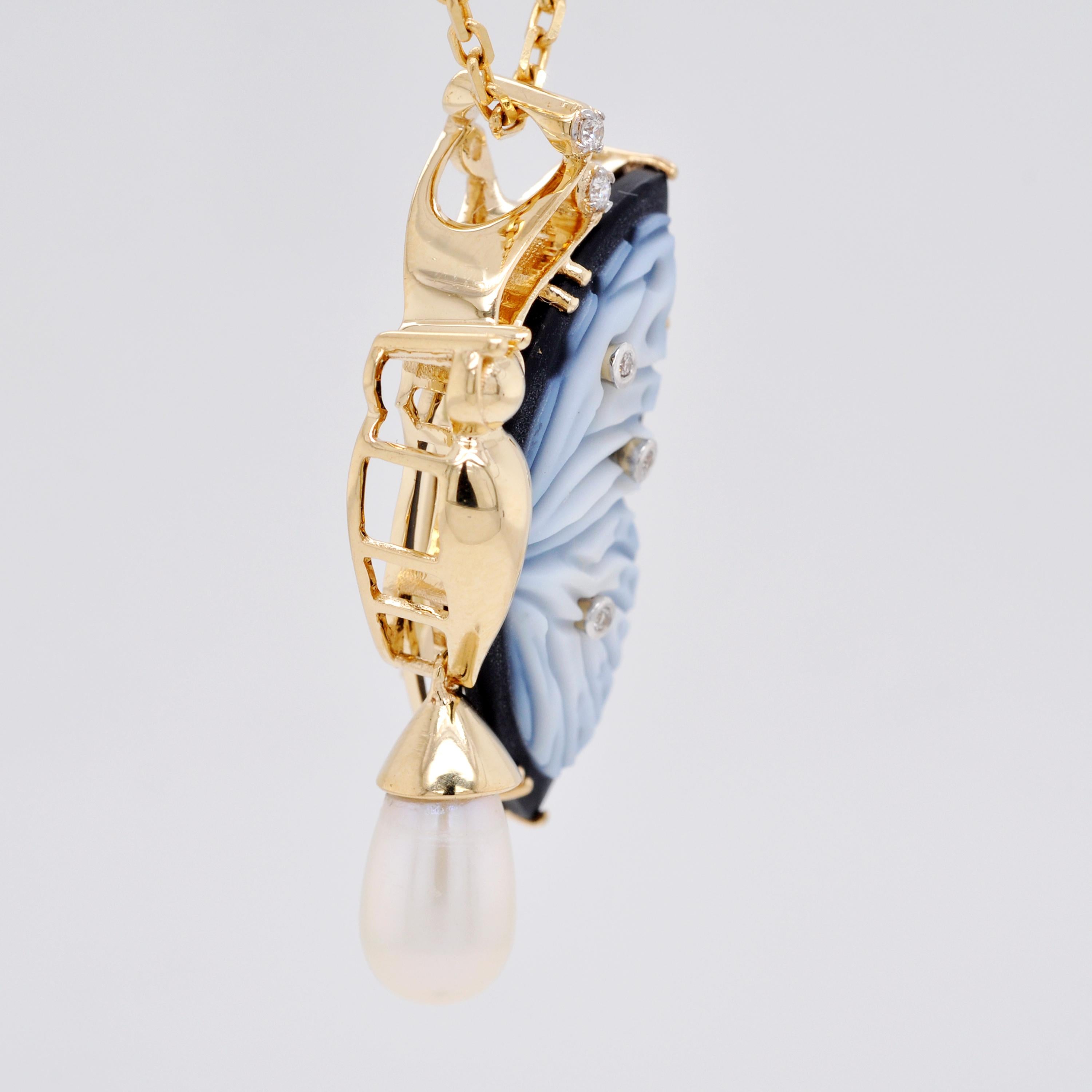 18 Karat Gold Agate Butterfly Carving Diamond Pearl Designer Pendant Brooch For Sale 1
