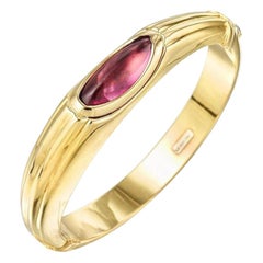18 Karat Gold Amethyst Hinged Bangle