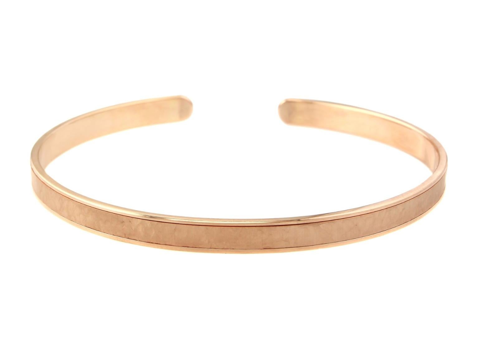 Contemporary Alessa Spectrum Cuff 18 Karat Rose Gold Spectrum Collection For Sale