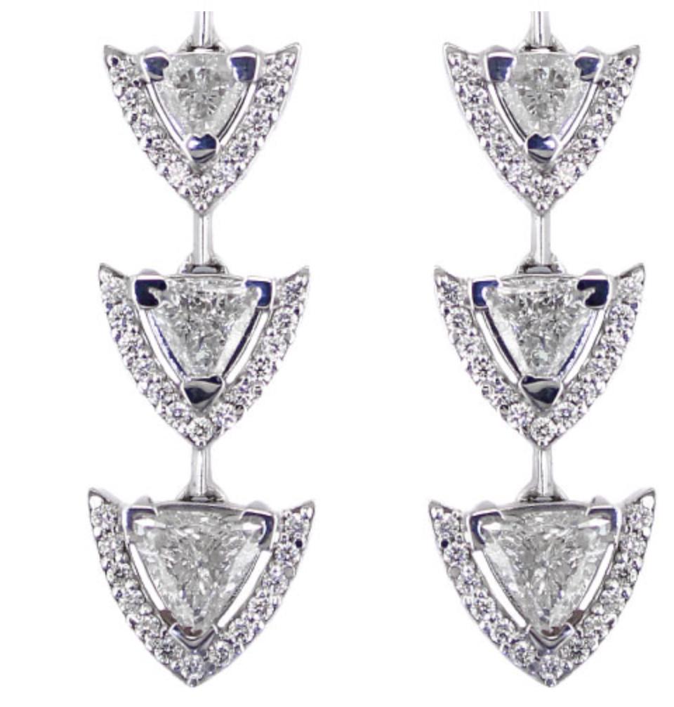 Contemporary Alessa Spear Earrings 18 Karat White Gold Amara Collection For Sale