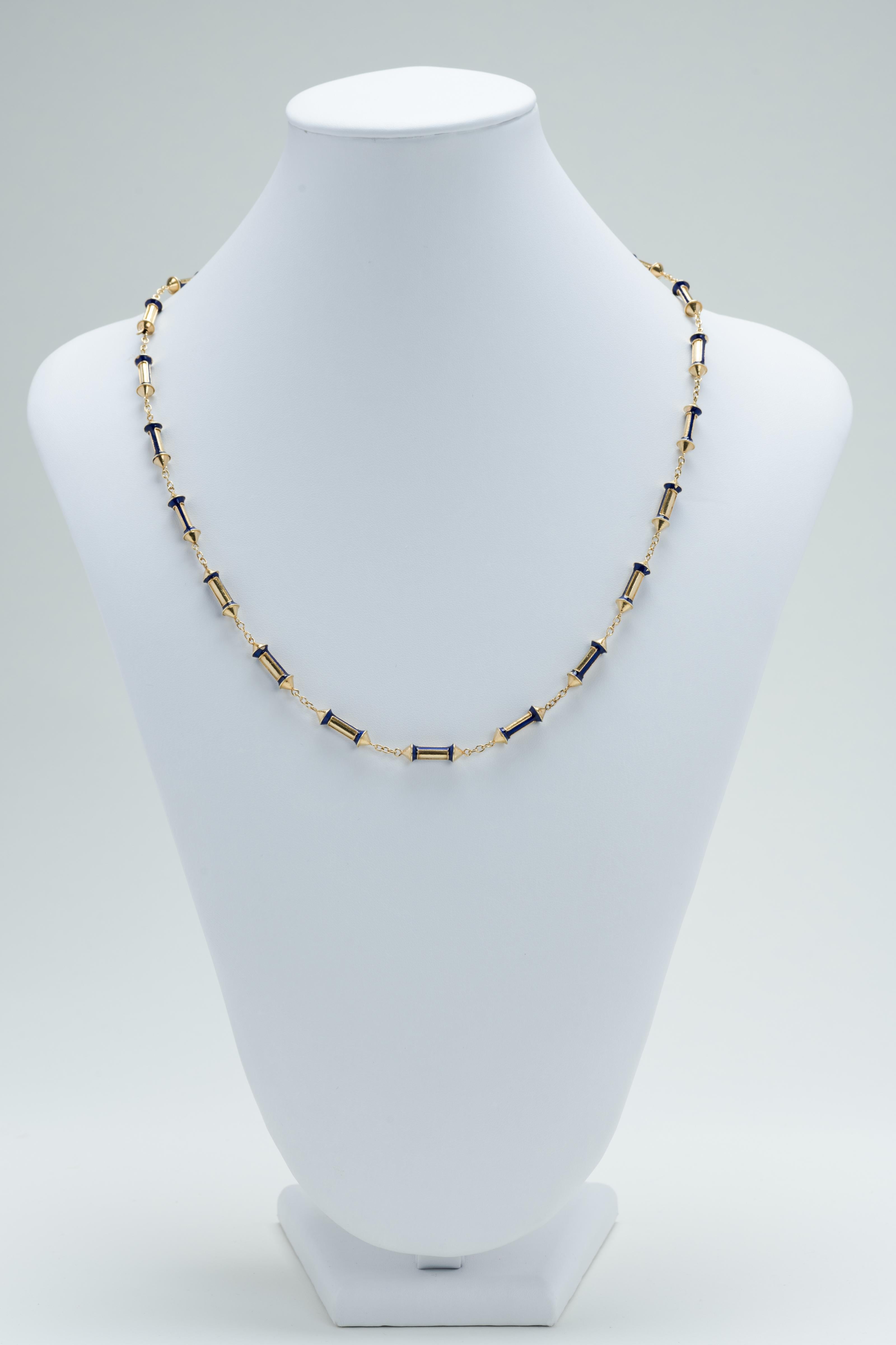 18 Karat Gold and Blue Enamel Detachable Link Necklace In Excellent Condition For Sale In West Hollywood, CA