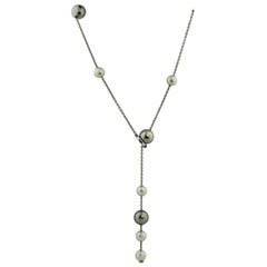 Halskette aus 18 Karat Gold und Zuchtperlen, Mikimoto
