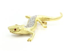 18 Karat Gold and Diamond E. Wolfe & Co. Lizard Brooch