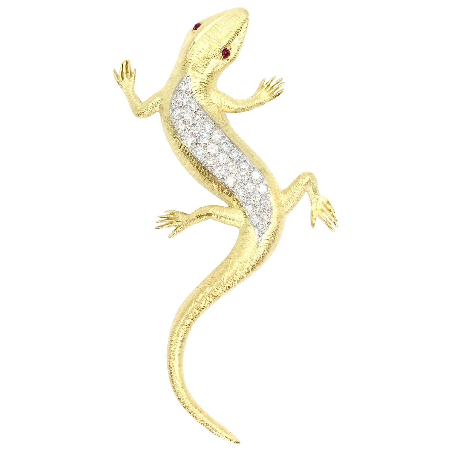 18 Karat Gold and Diamond E. Wolfe & Co. Lizard Brooch For Sale